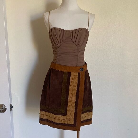 Albany Bodysuit in Taupe Brown Size XS - Picture 5 of 16